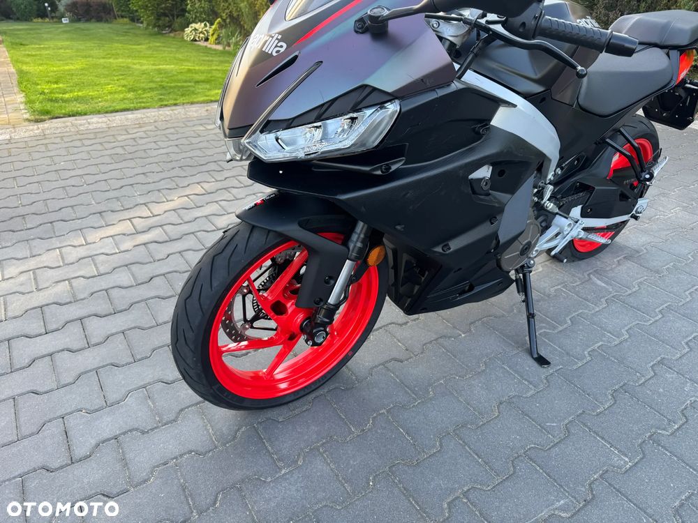 Aprilia RS - 8