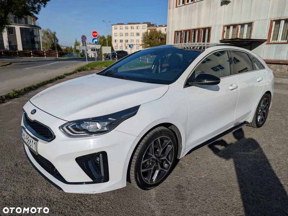 Kia Procee'd
