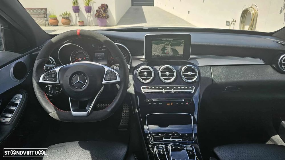 Mercedes-Benz 300 - 11