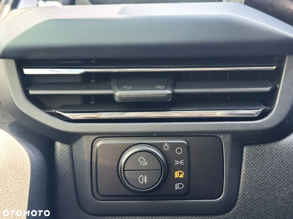 Ford Tourneo - 18