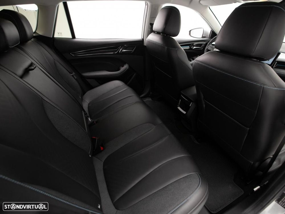 MG MG5 61 kWh Luxury - 11