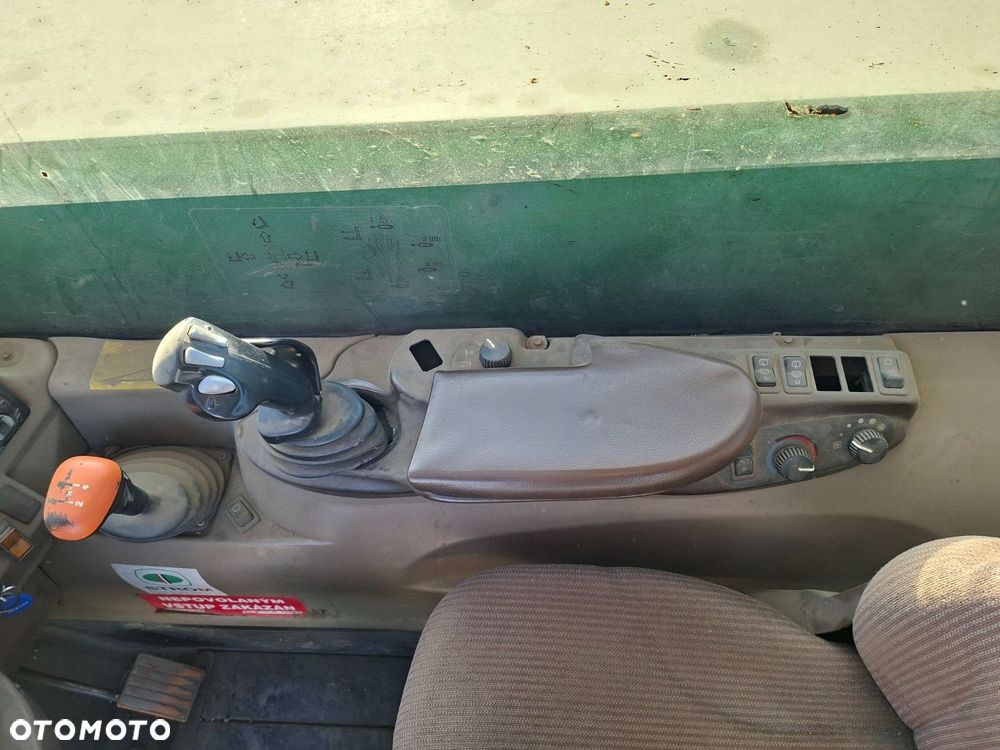John Deere 3400 4X4 - 17