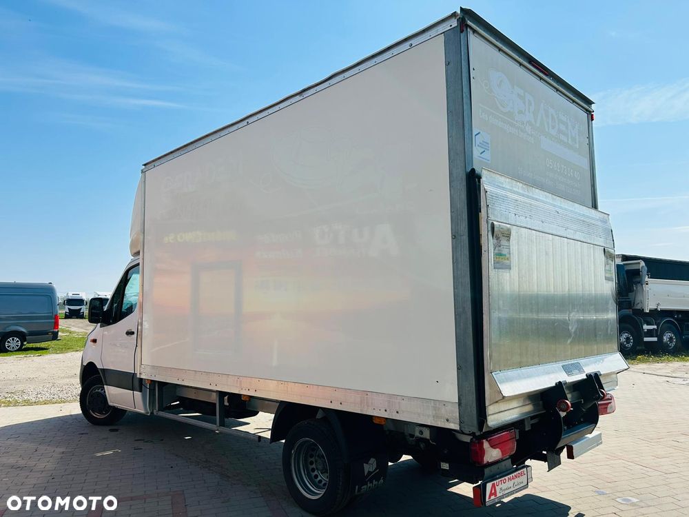 Mercedes-Benz Sprinter 516 - 8