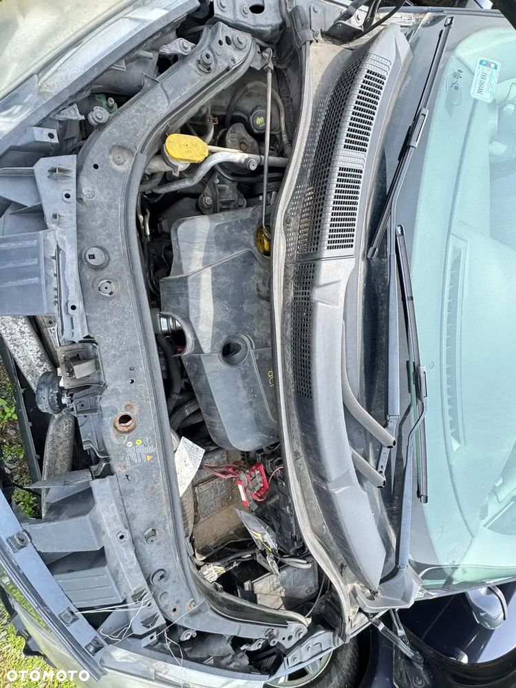 Renault Scenic 2008 poj. 1.5 DCi 106 KM - na części - 11