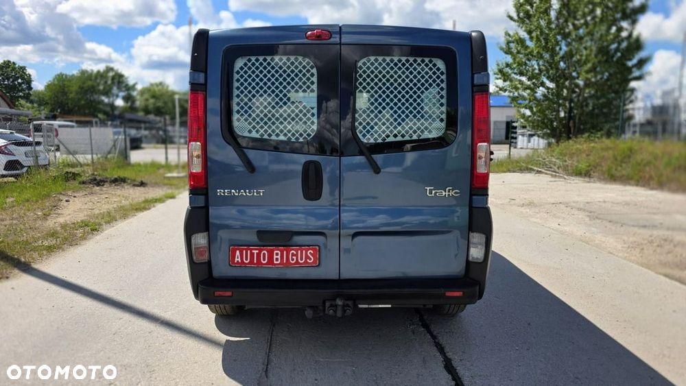 Renault Trafic - 8