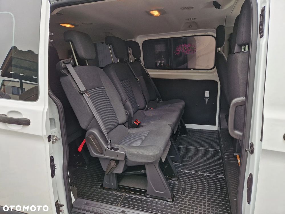 Ford Transit Custom - 11