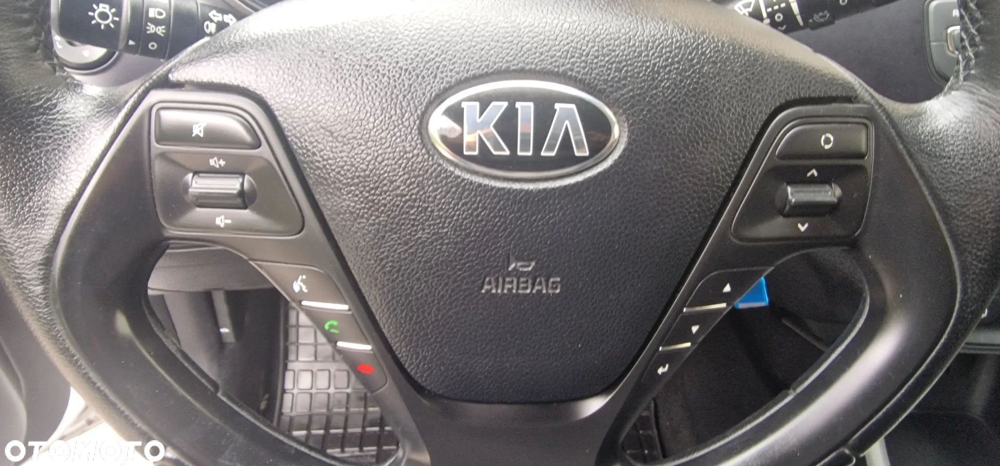 Kia Ceed Cee'd 1.6 CRDi M - 13