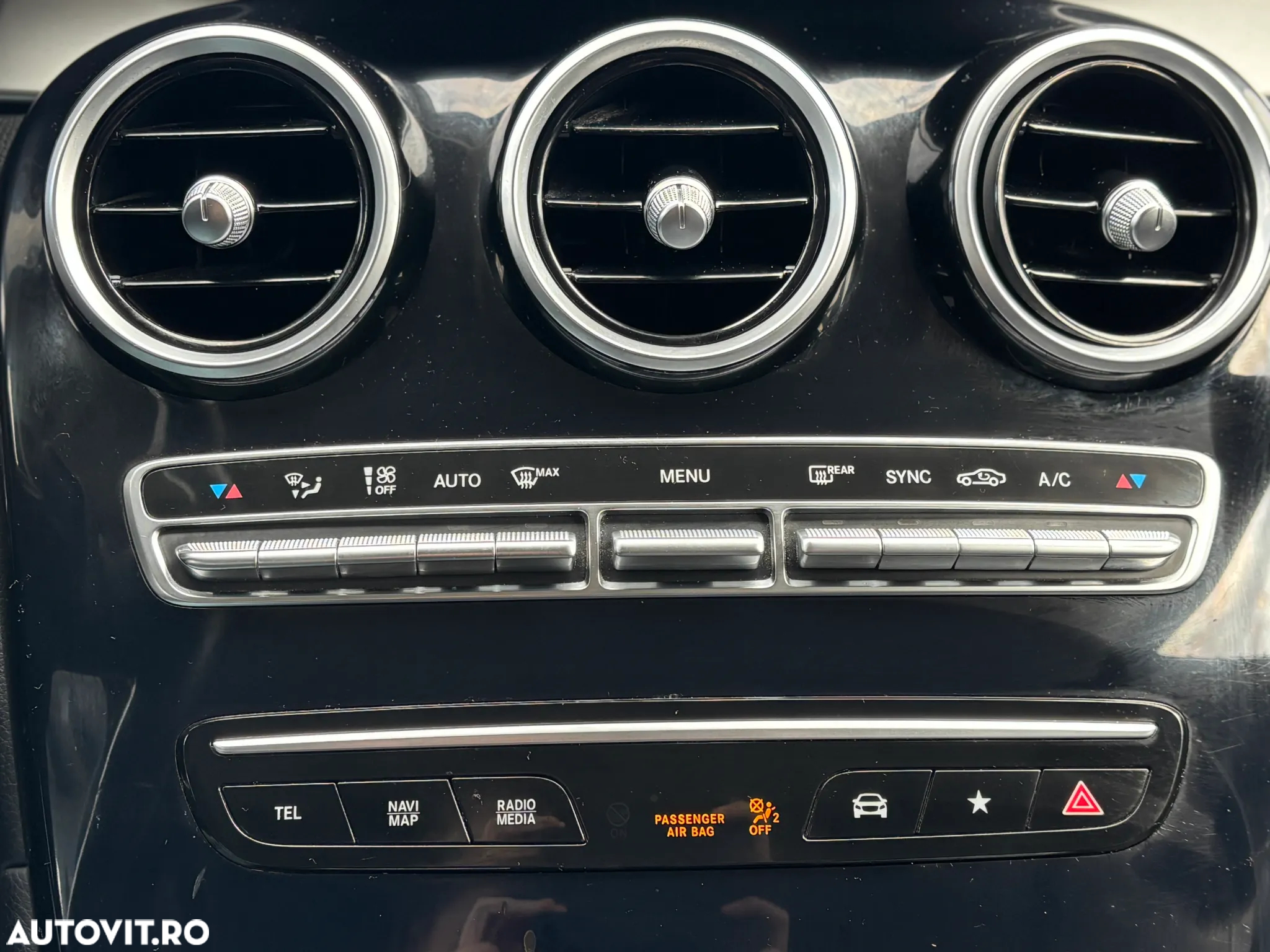 Mercedes-Benz GLC 220 d 4Matic 9G-TRONIC - 34