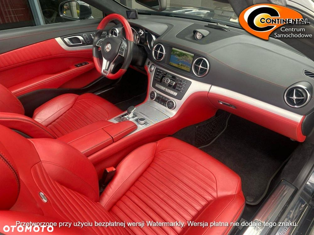 Mercedes-Benz SL - 13