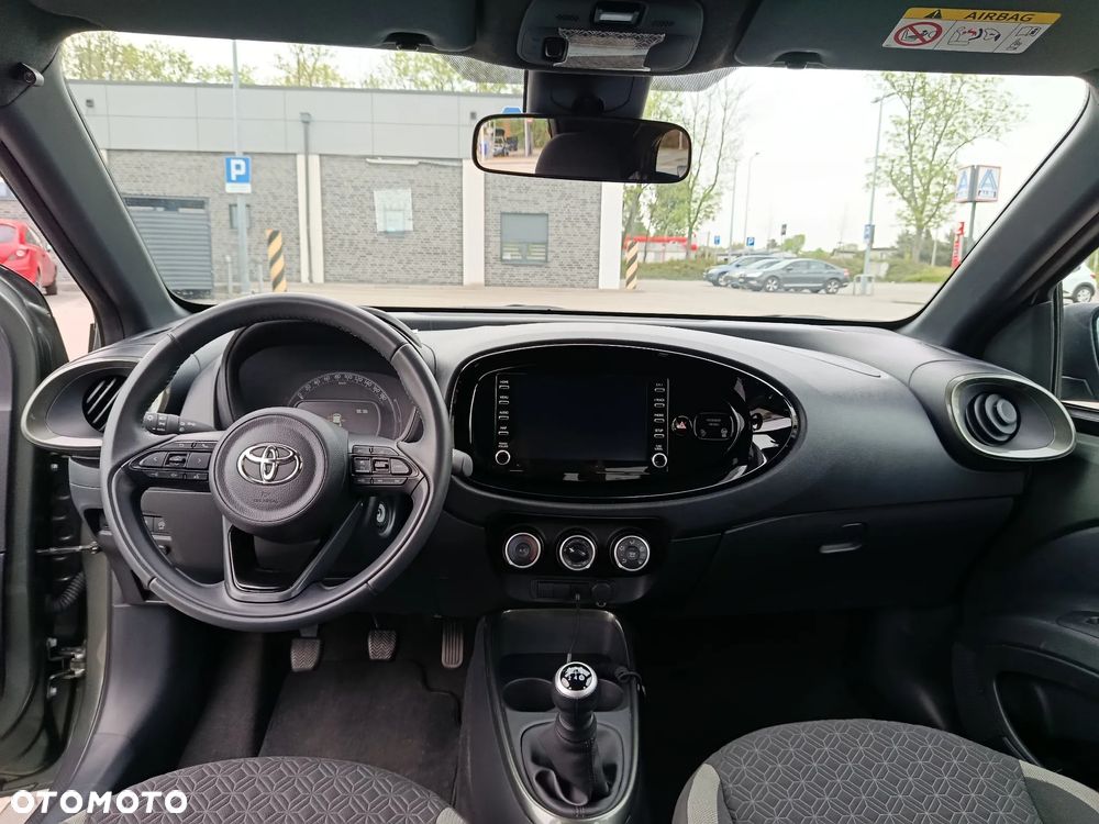 Toyota Aygo X 1.0 VVT-i - 10