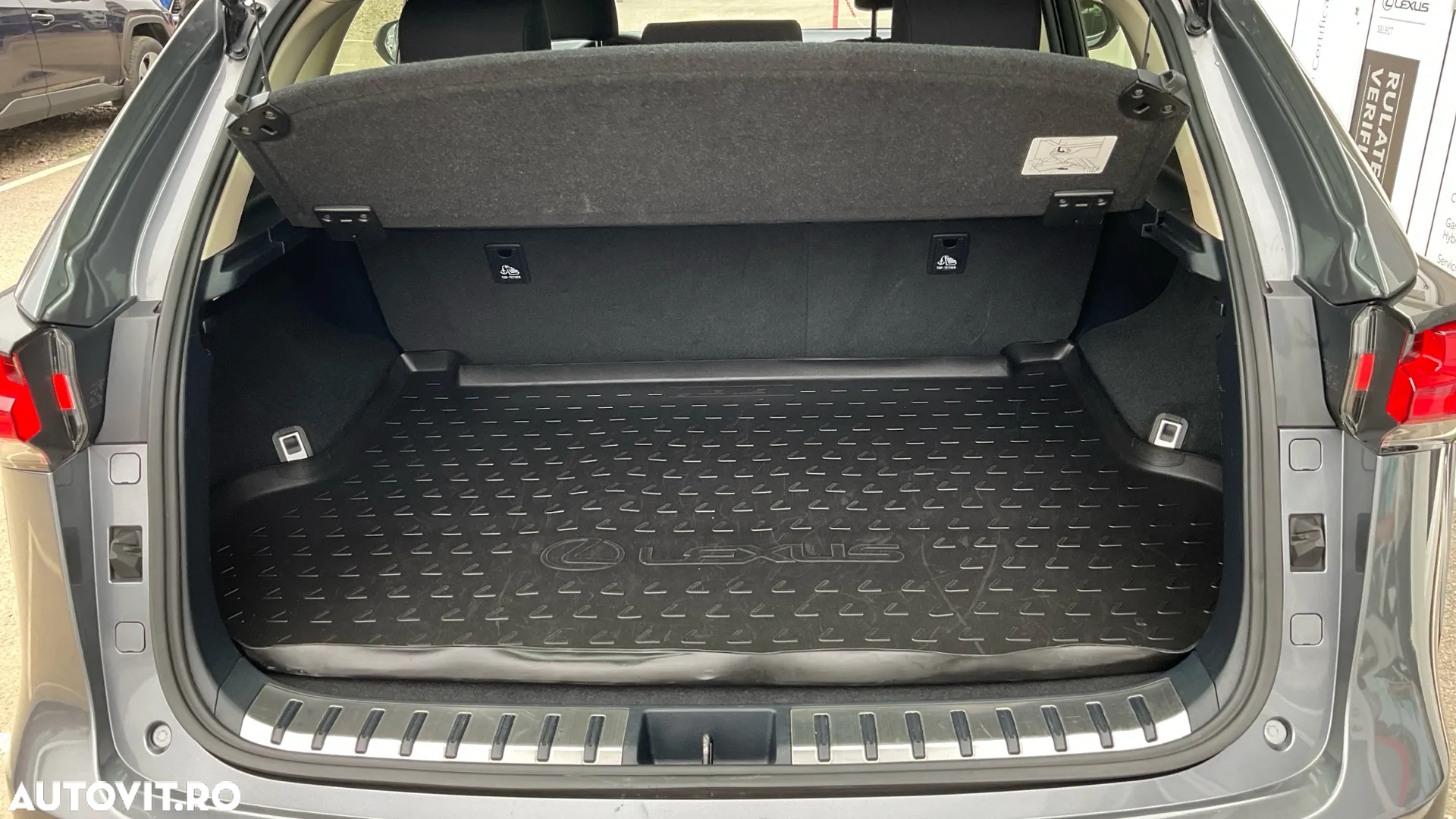 Lexus Seria NX 300h AWD Business - 12
