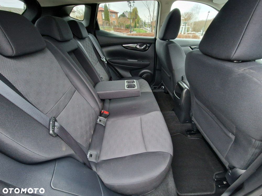 Nissan Qashqai - 12