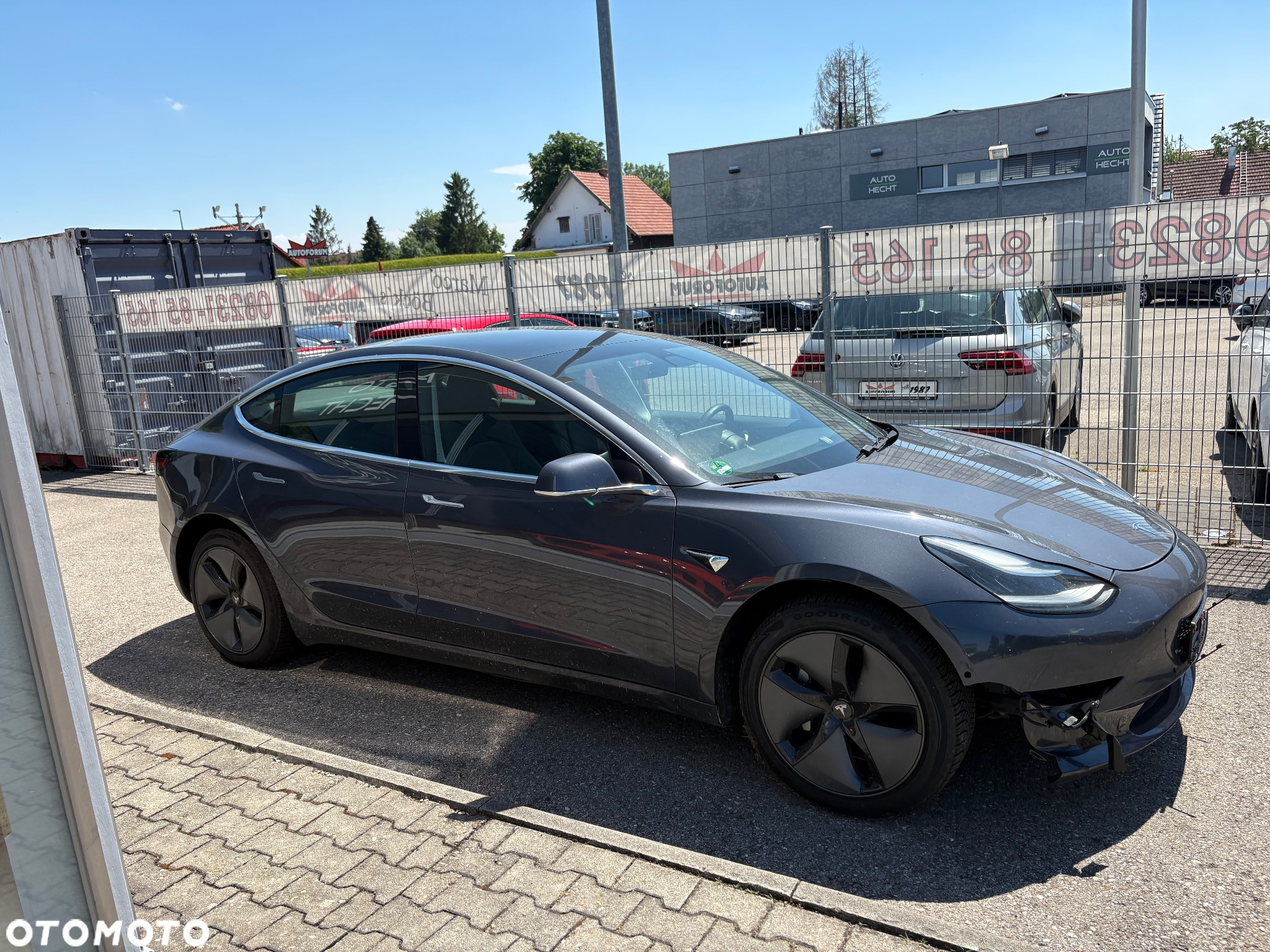 Tesla Model 3 Standard Reichweite Plus Hinterradantrieb - 4