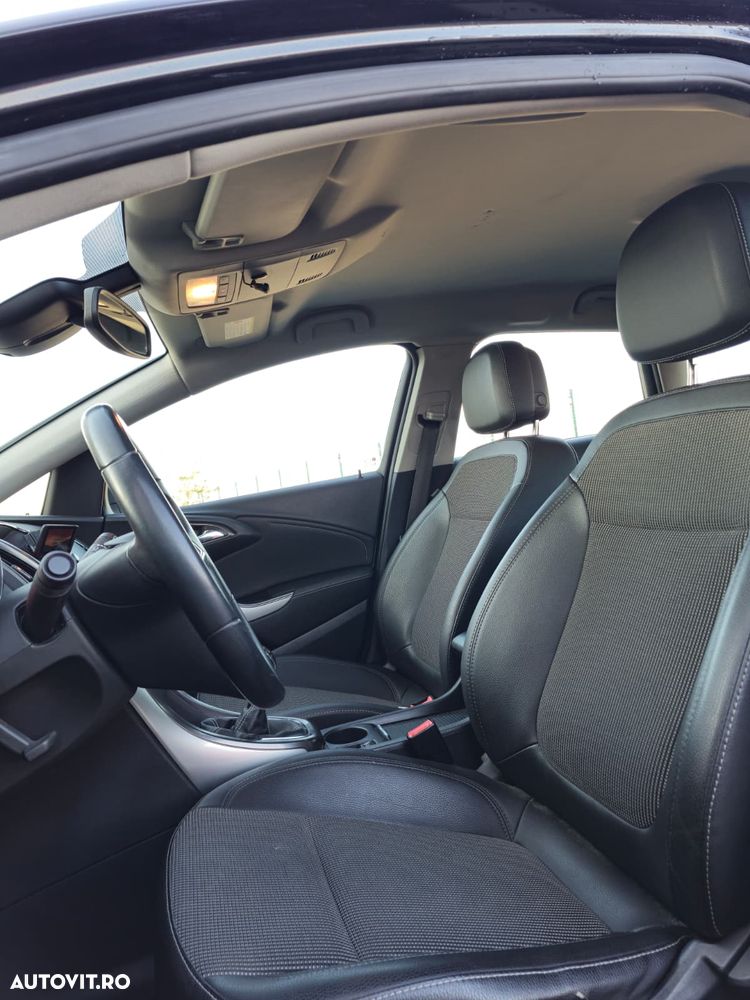 Opel Astra 1.4 ECOTEC Cosmo - 10