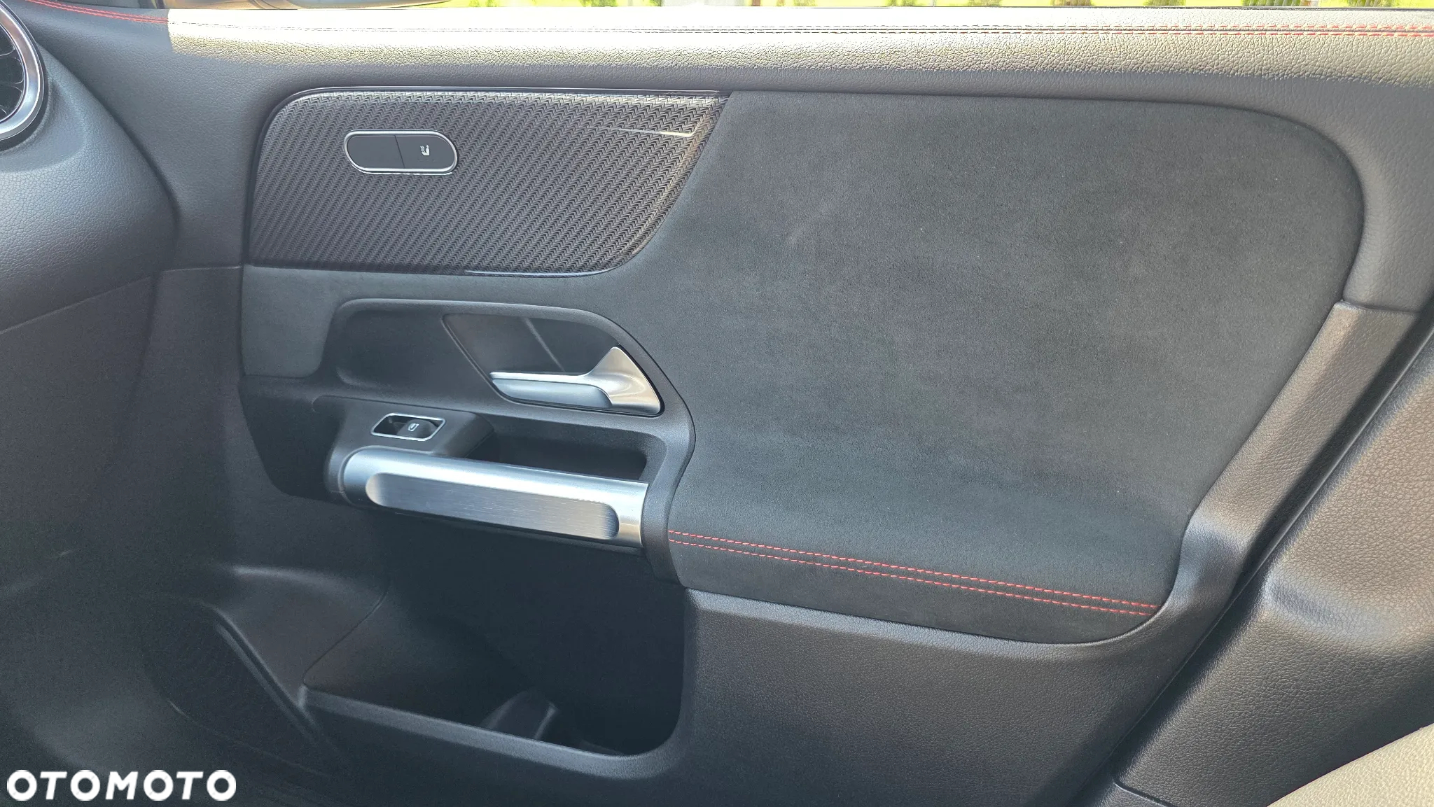 Mercedes-Benz GLB 200 d 4-Matic Progressive 8G-DCT - 15