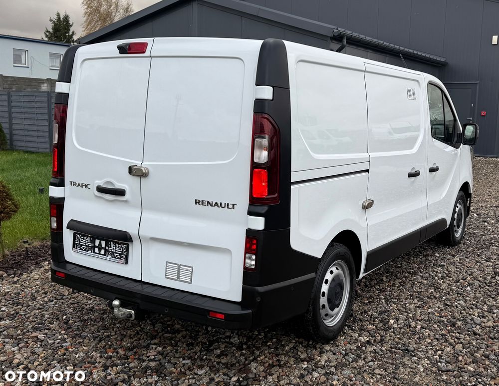Renault Trafic L1H1, 130KM, klima, navi, kamera, tempomat, sensory, halogeny, czujniki pdc - 3