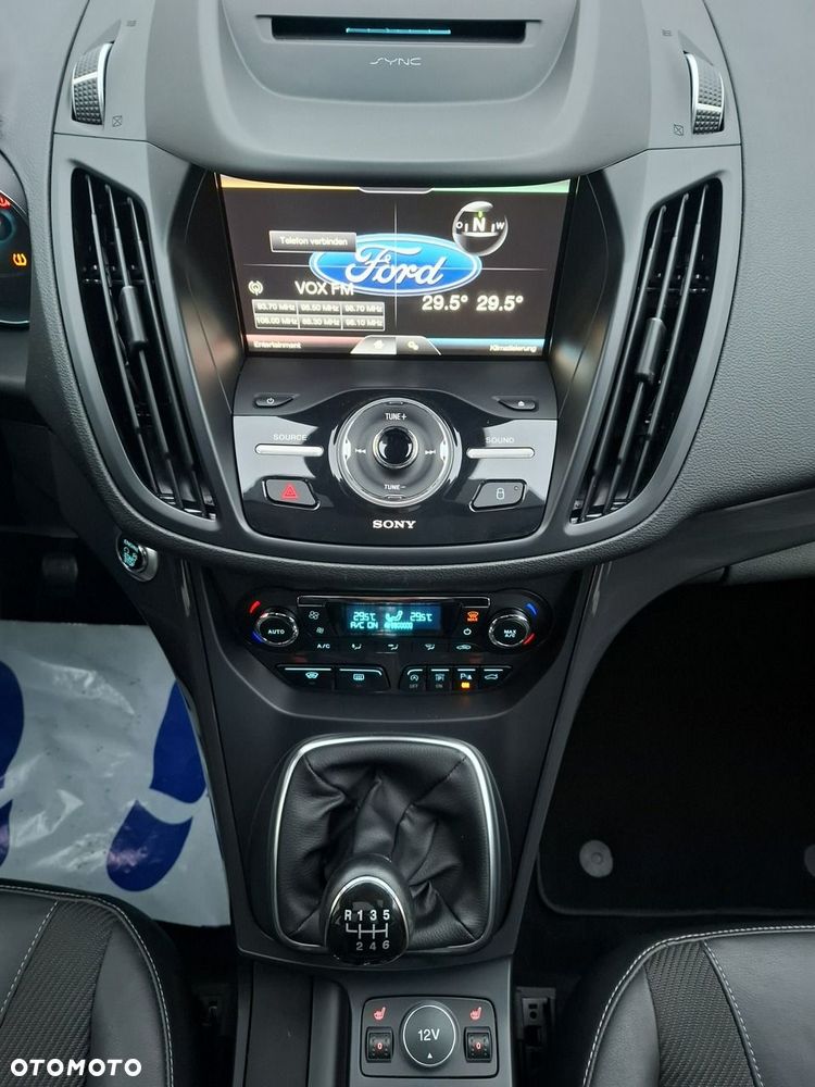 Ford Kuga 1.5 EcoBoost 2x4 Business Edition - 19
