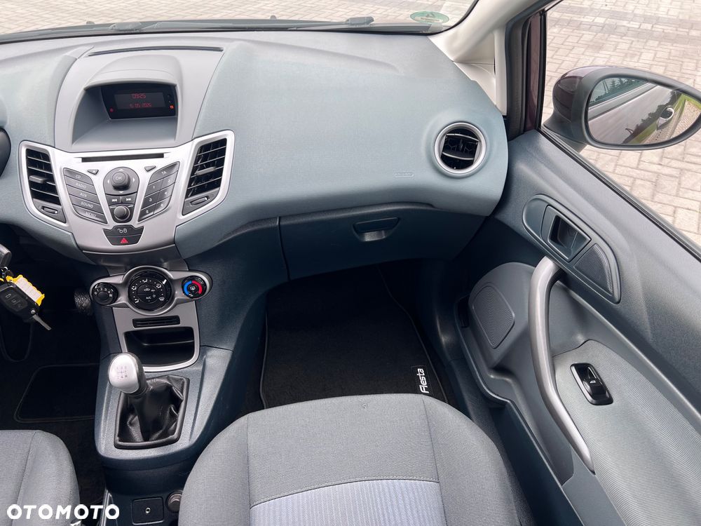 Ford Fiesta 1.25 Trend - 25