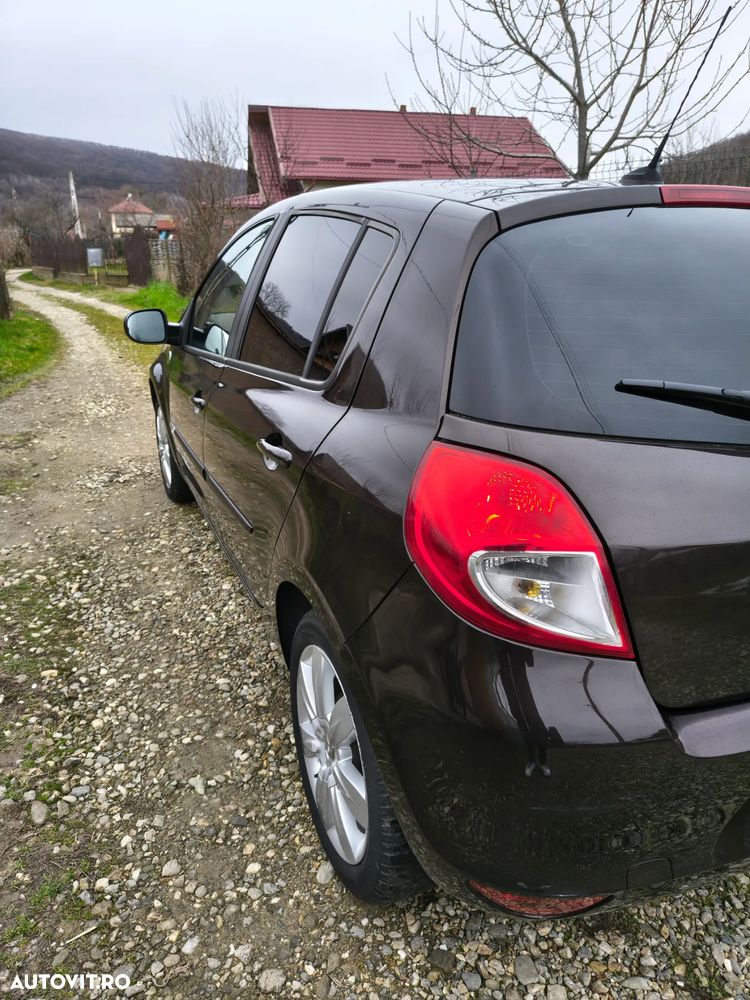 Renault Clio 1.5 dCi 90 FAP Luxe - 3