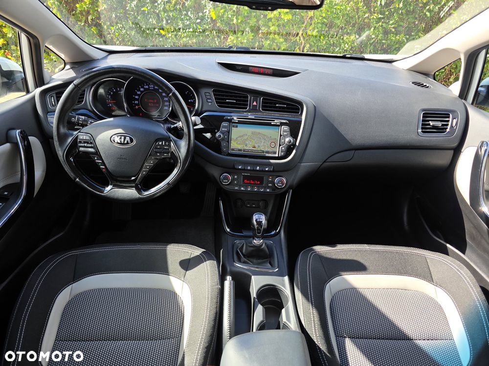 Kia Ceed 1.6 CRDi Spirit - 7