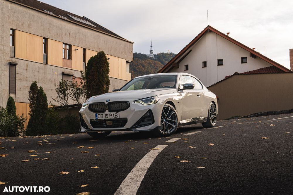 BMW M2 M240i xDrive AT - 3