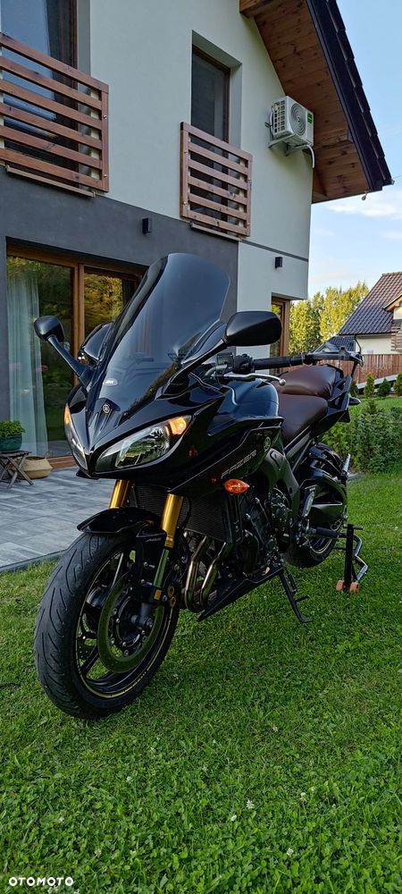 Yamaha FZ8 - 1