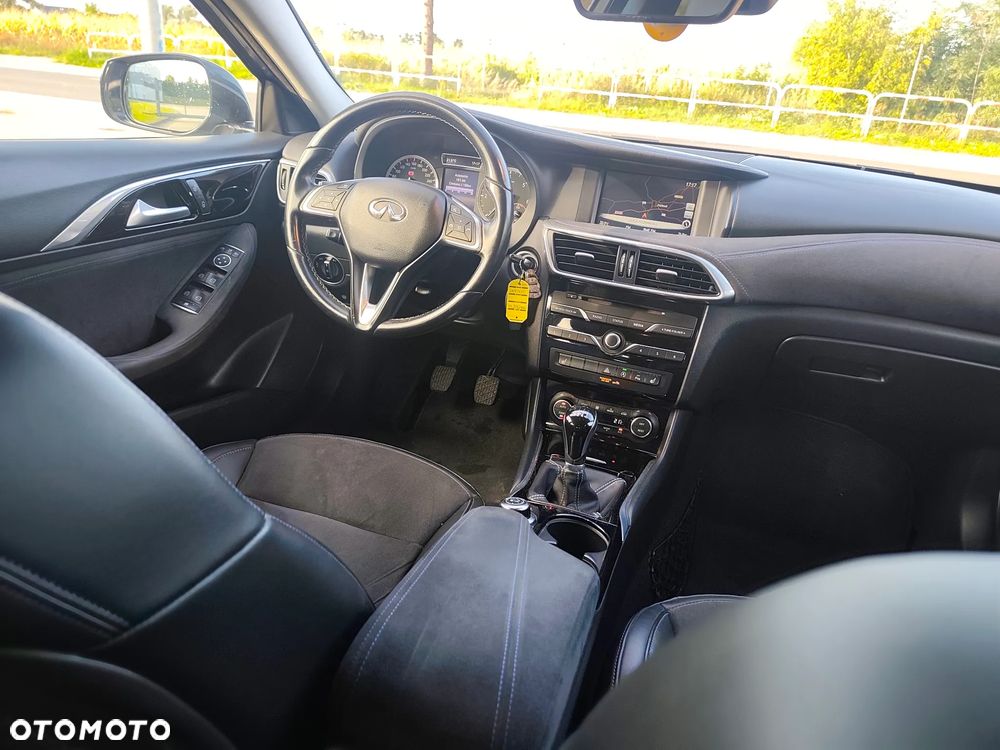 Infiniti Q30 1.5d Premium - 7