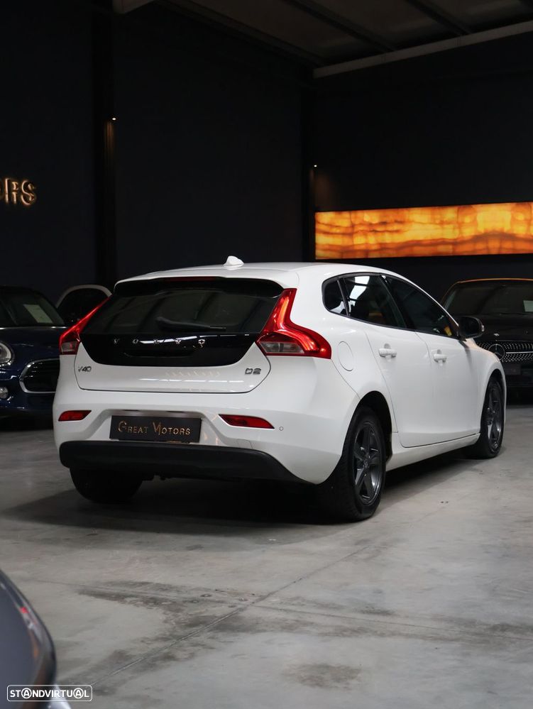 Volvo V40 1.6 D2 Momentum - 14