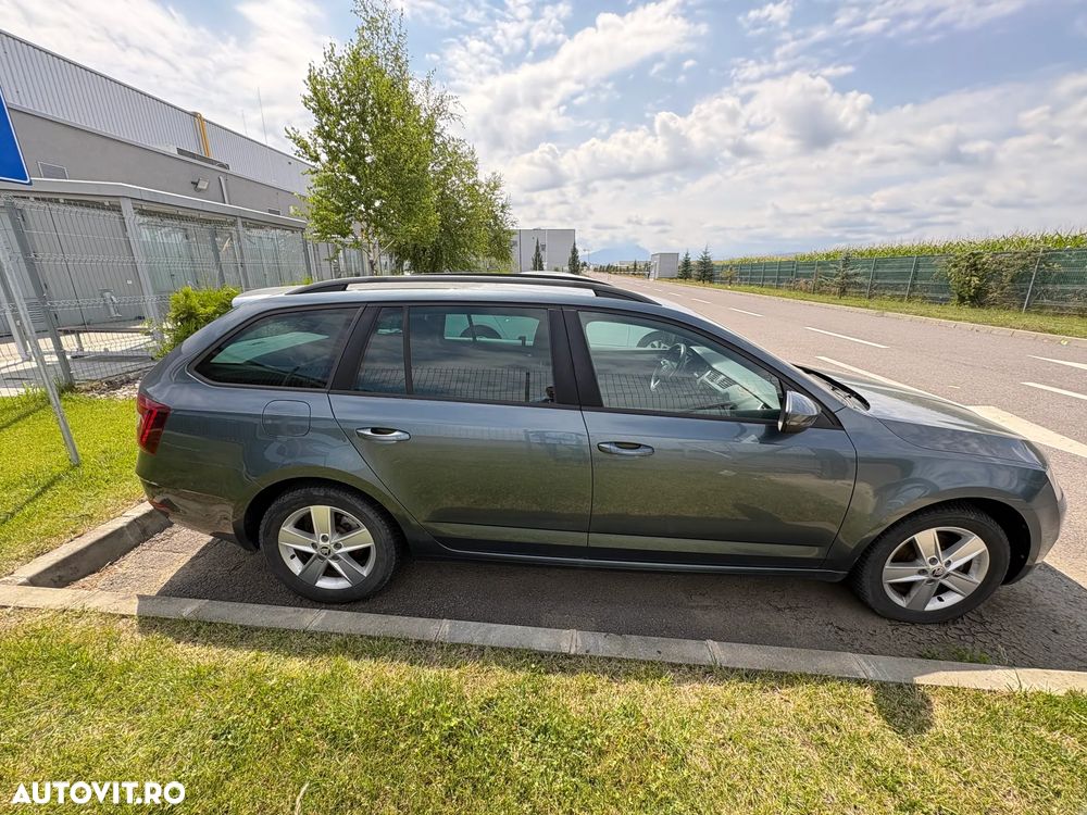 Skoda Octavia 2.0 TDI Style - 10