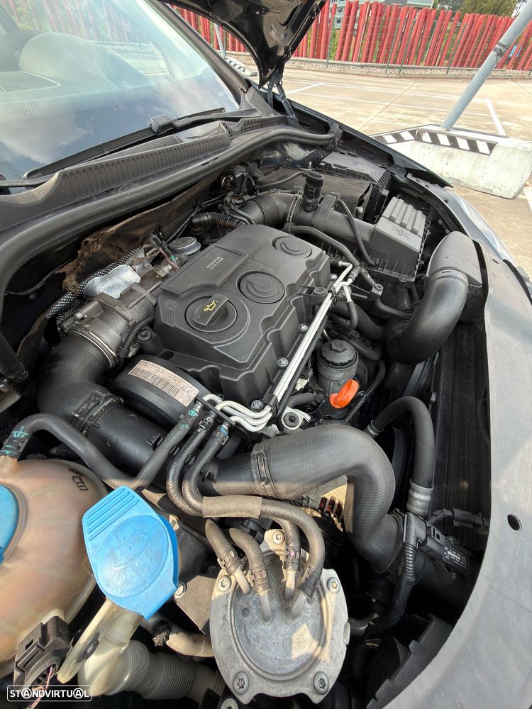 VW Golf 1.9 TDi DPF Comfortline BlueMotion - 9
