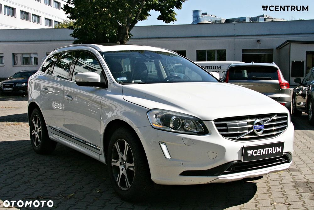 Volvo XC 60 D5 AWD Summum - 2