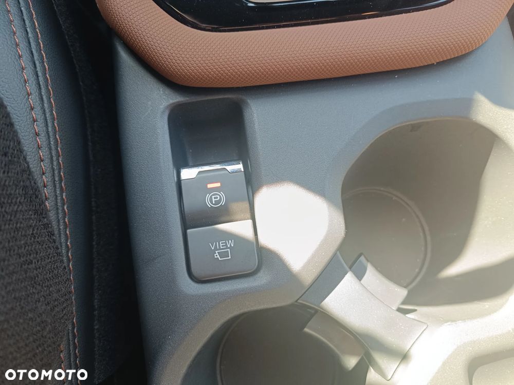 Subaru Forester 2.0i-L Platinum (EyeSight) Lineartronic - 27