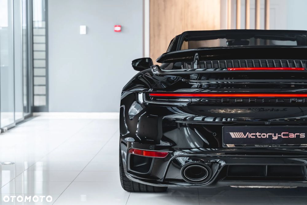 Porsche 911 Turbo S - 9