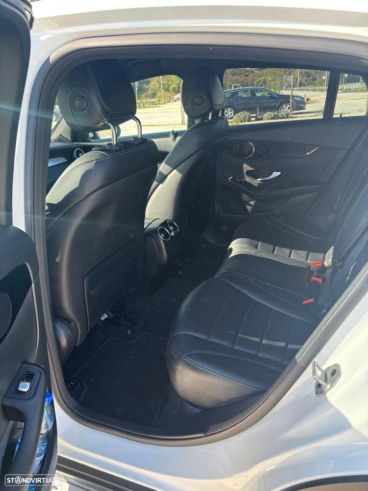 Mercedes-Benz GLC 300 - 11