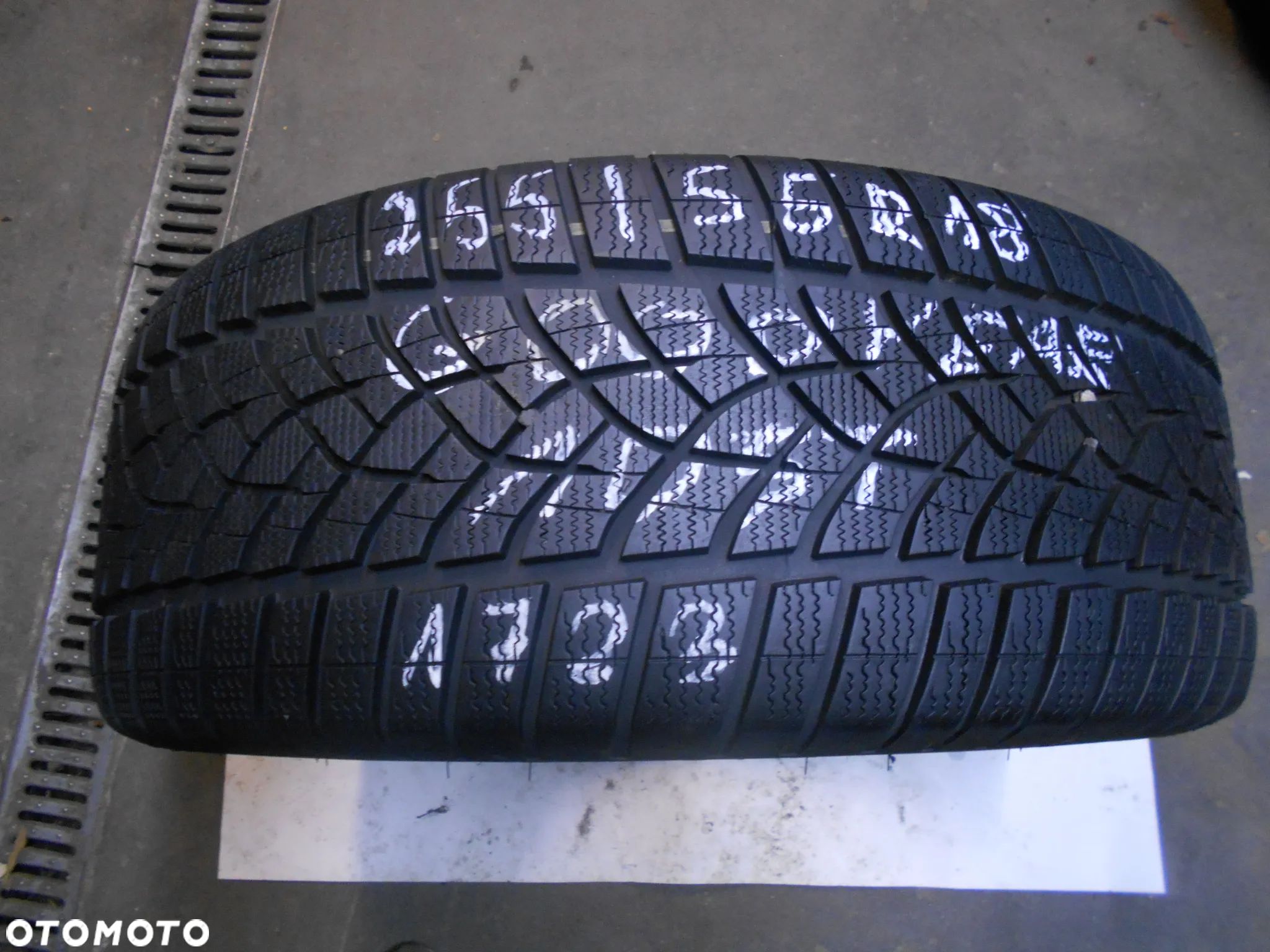 OPONA POJEDYNKA 255/55R18 GOODYEAR ULTRAGRIP PERFORMANCE + DOT 1723 8MM - 1