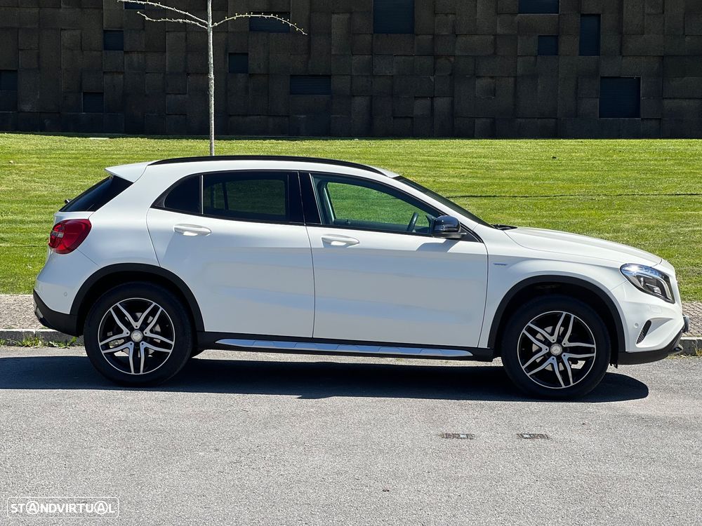 Mercedes-Benz GLA 180 CDI Urban - 10
