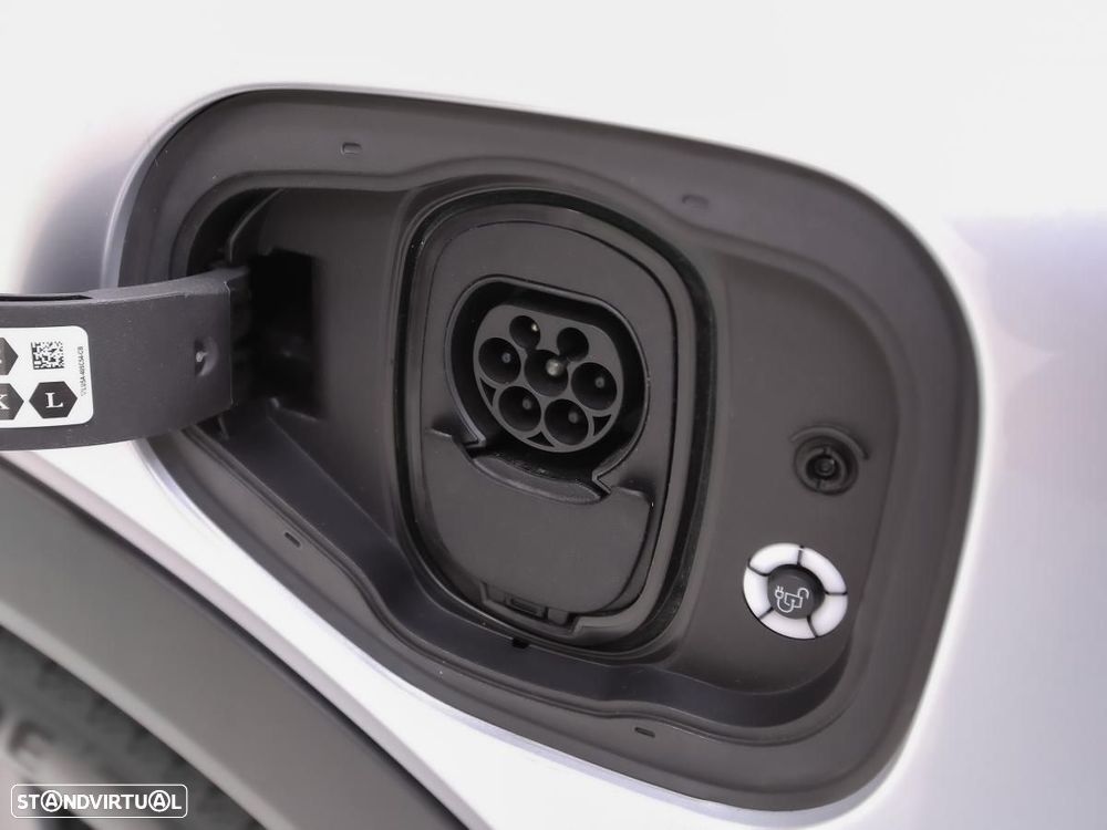 Ford Mustang Mach-E Alargada - 14