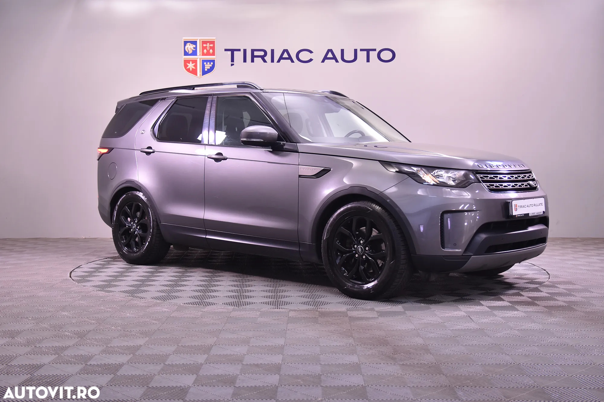Land Rover Discovery - 7