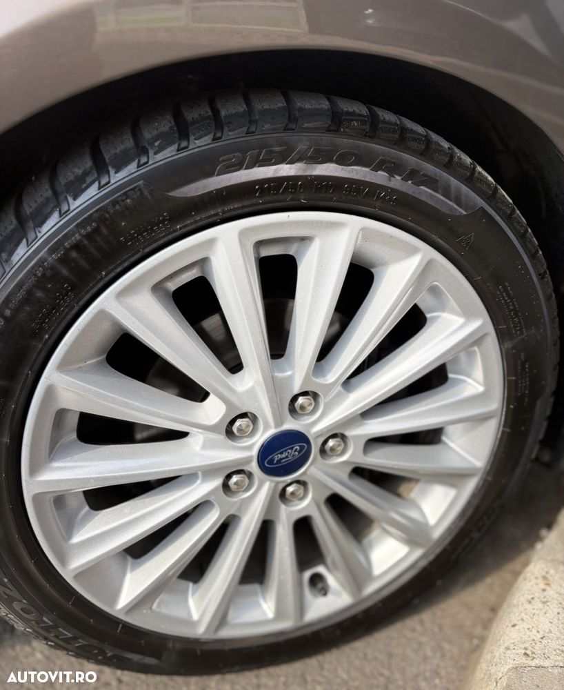 FORD Focus 2018 — imagine 8