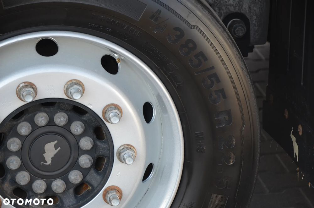 Schmitz Cargobull VARIOS / 2 POZIOMY JAZDY / OŚ PODNOSZONA / DACH POD. /  CODE XL / OCYNK 3671 - 19