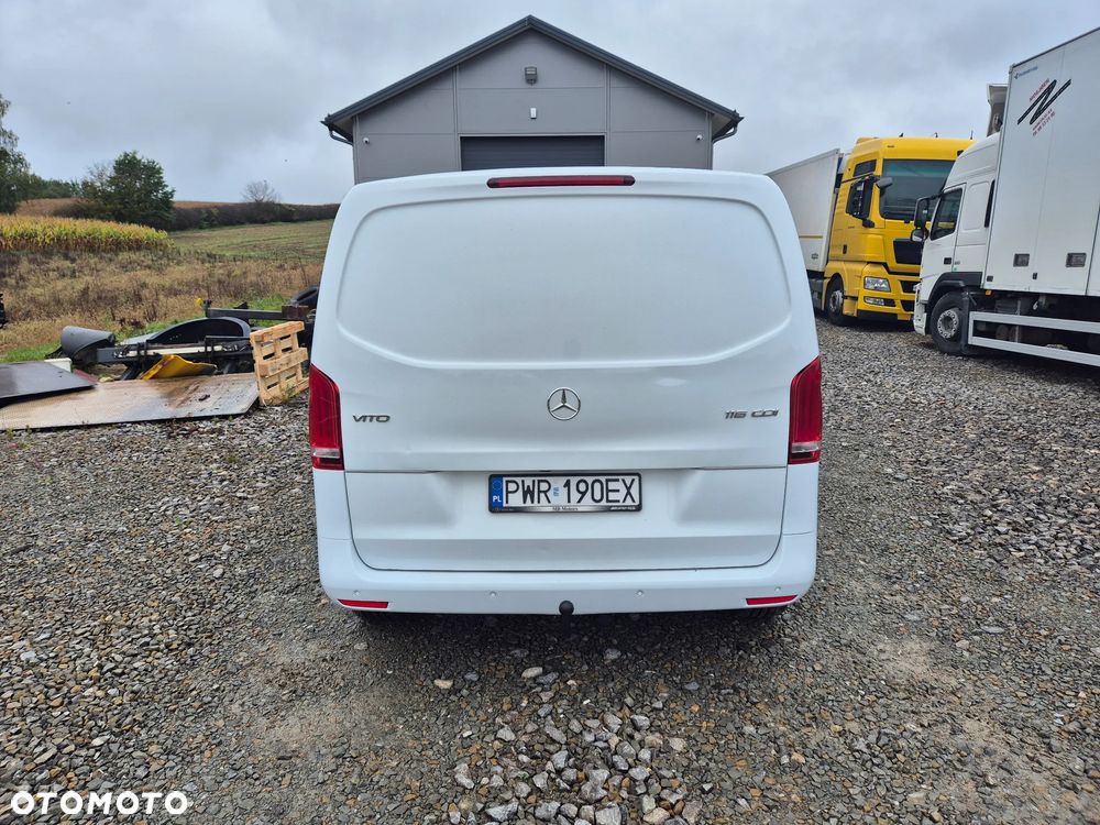 Mercedes-Benz Vito - 2