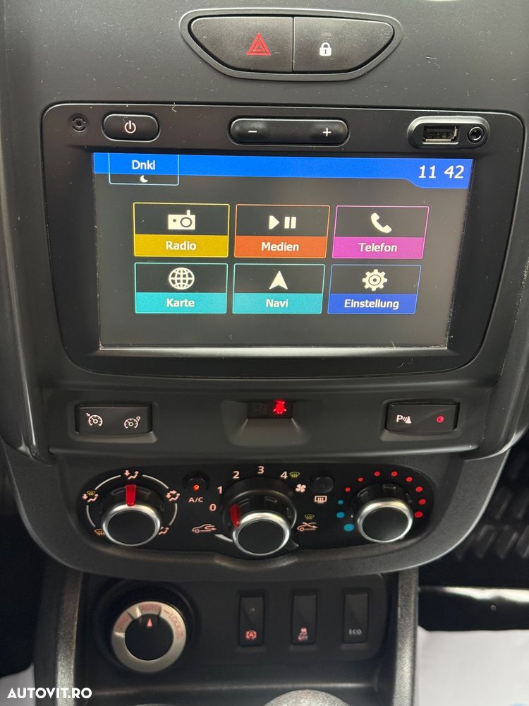 Dacia Duster 1.5 dCi 4WD Prestige jante 16" - 12