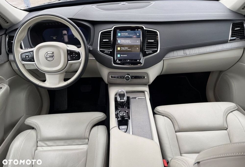 Volvo XC 90 - 12