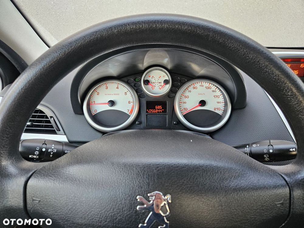 Peugeot 207 1.4 Trendy - 33