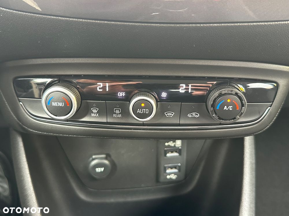 Opel Crossland X - 20