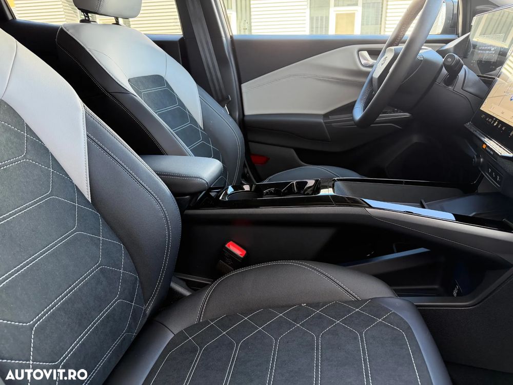 Ford Puma 43 kWh Premium - 12