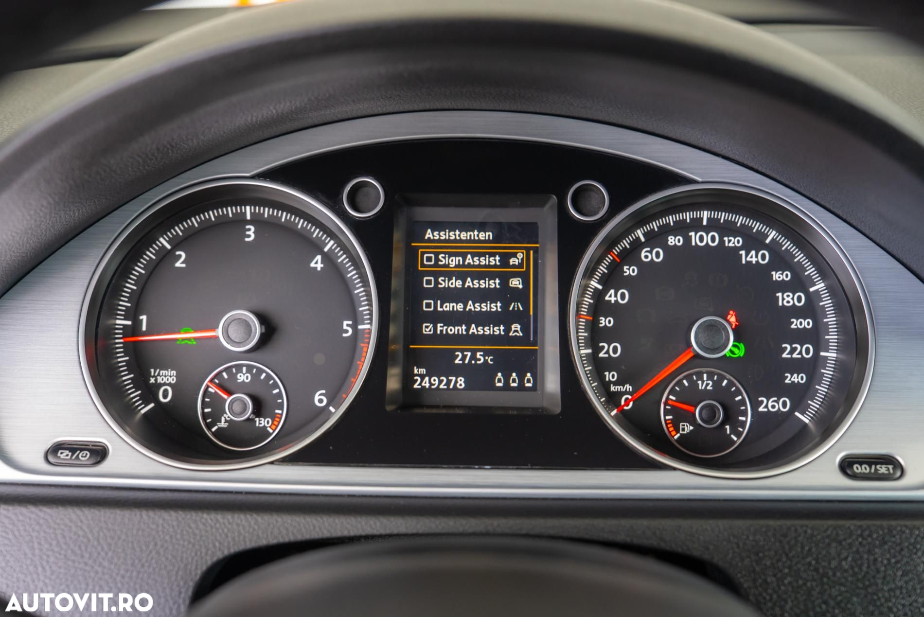Volkswagen Passat Alltrack - 13