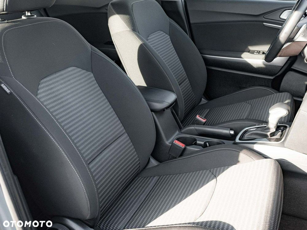 Kia Ceed 1.5 T-GDI M DCT - 32