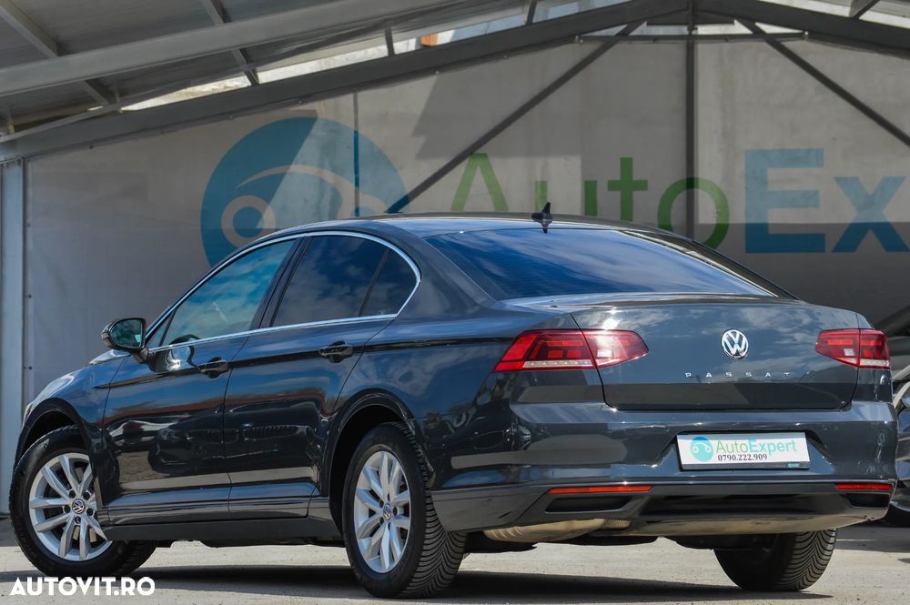 Volkswagen Passat 1.5 TSI ACT DSG Comfortline - 13