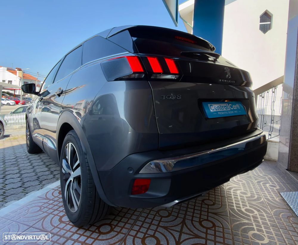 Peugeot 3008 1.2 PureTech GT Line EAT6 - 8